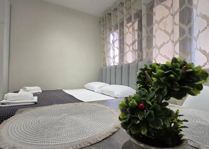 Dani's * تيرانا