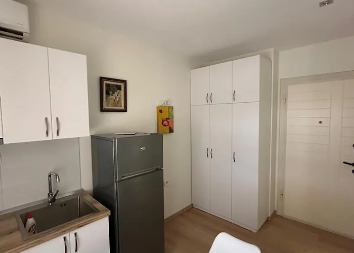 Апартаменты Dani's *